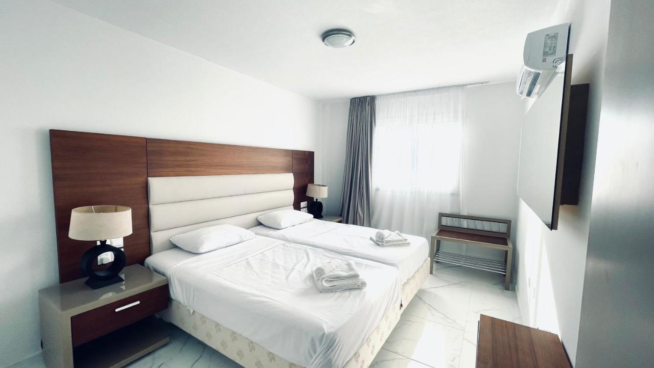 Fotoxenia Luxury Apts Paralimni Dış mekan fotoğraf