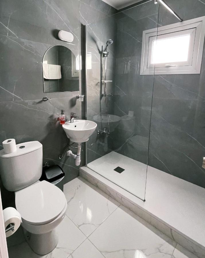 Fotoxenia Luxury Apts Paralimni Dış mekan fotoğraf